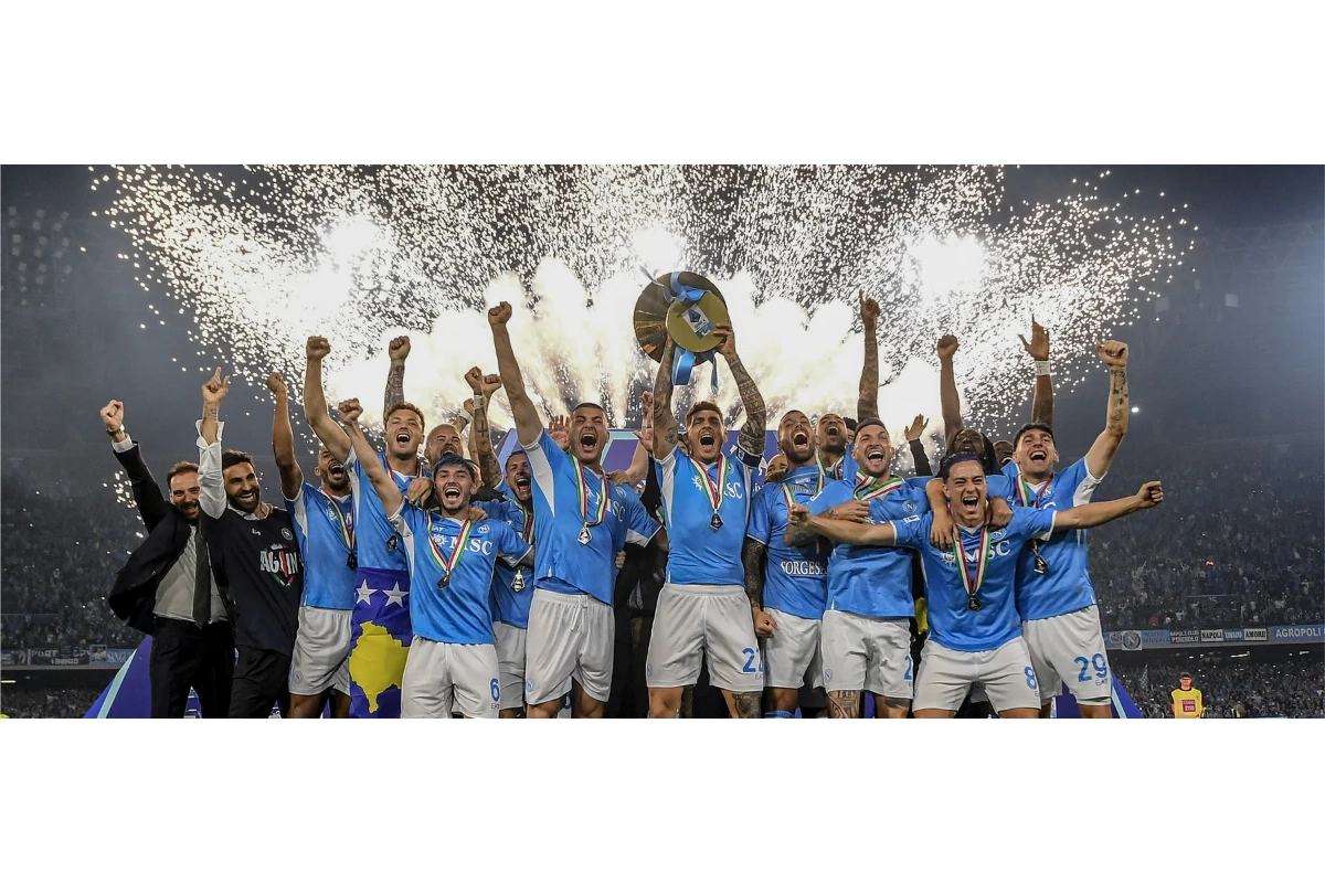 La magia dell'azzurro: la cultura delle maglie del Napoli