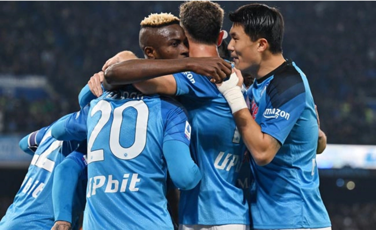 Unità e cuore, lo spirito di Napoli.